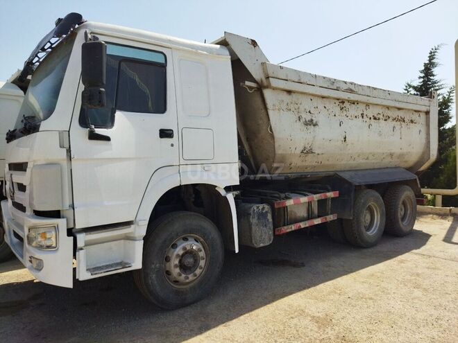 HOWO Sinotruk 2011, 236,000 km - 11.0 l - Bakı