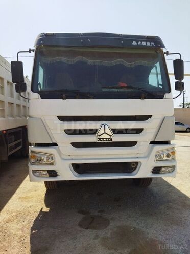 HOWO Sinotruk 2011, 236,000 km - 11.0 l - Bakı