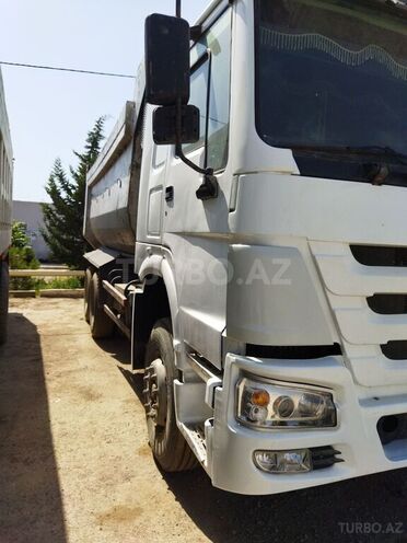 HOWO Sinotruk 2011, 236,000 km - 11.0 l - Bakı