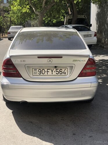 Mercedes C 320 2000, 291,000 km - 3.2 л - Bakı