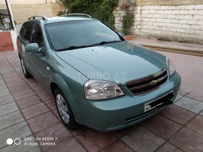 Chevrolet Lacetti 2007, 185,000 km - 1.6 l - Salyan