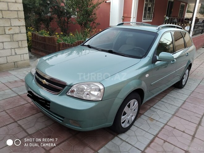 Chevrolet Lacetti 2007, 185,000 km - 1.6 l - Salyan