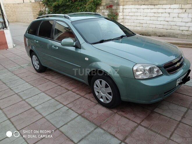 Chevrolet Lacetti 2007, 185,000 km - 1.6 l - Salyan