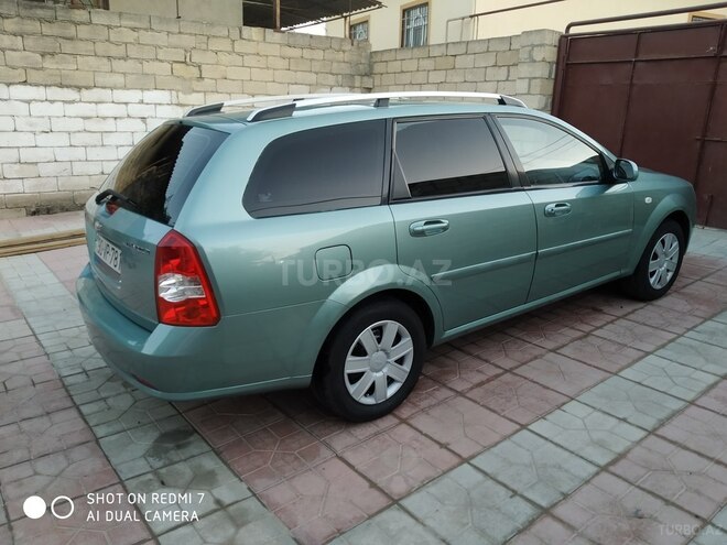 Chevrolet Lacetti 2007, 185,000 km - 1.6 l - Salyan