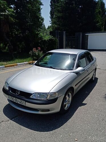 Opel Vectra 1998, 369,764 km - 1.8 l - Şəki