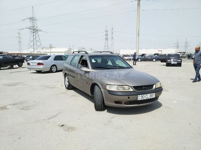Opel Vectra 1997, 326,000 km - 2.0 l - Sumqayıt
