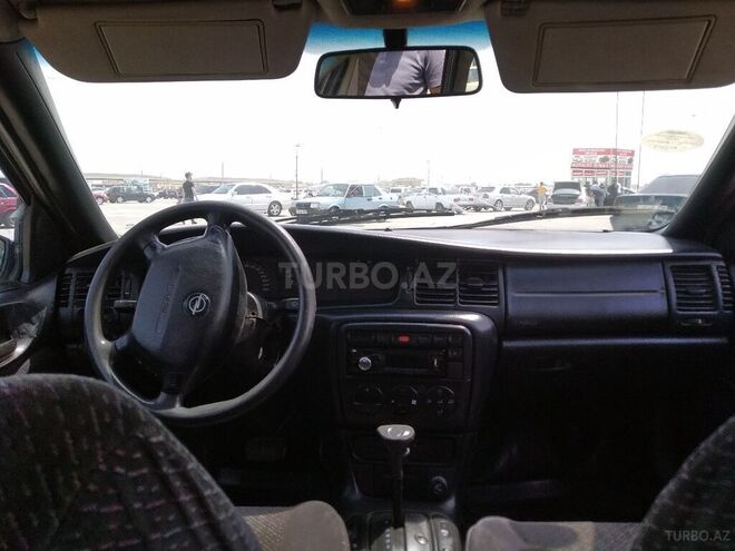 Opel Vectra 1997, 326,000 km - 2.0 l - Sumqayıt
