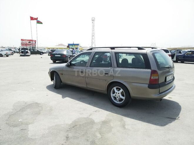 Opel Vectra 1997, 326,000 km - 2.0 l - Sumqayıt