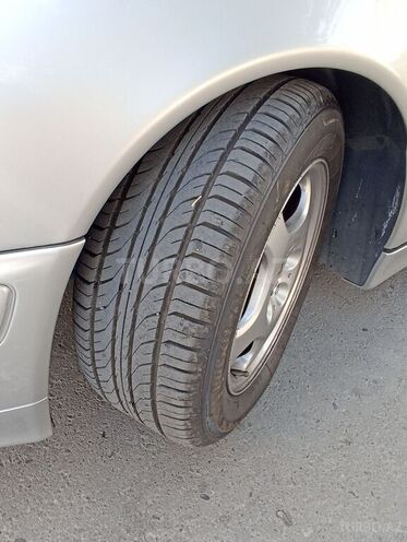 Mercedes E 240 2001, 270,000 km - 2.4 l - Sumqayıt