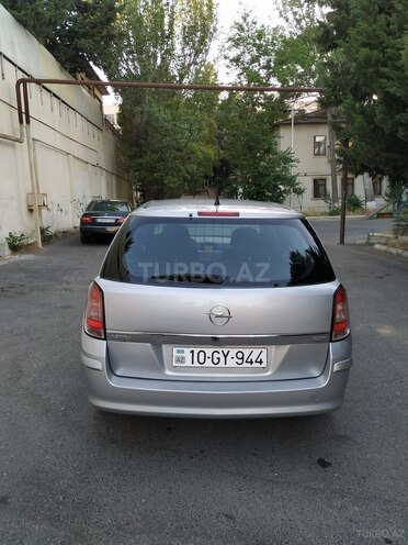 Opel Astra 2010, 166,000 km - 1.3 l - Bakı