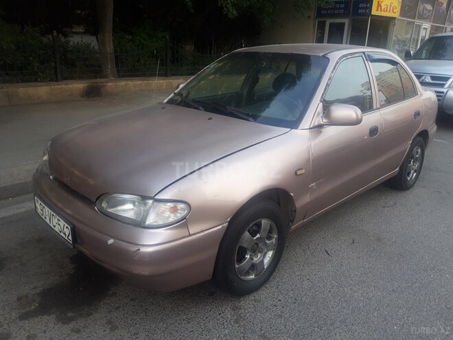 Hyundai Accent 1996, 213,000 km - 1.3 л - Bakı