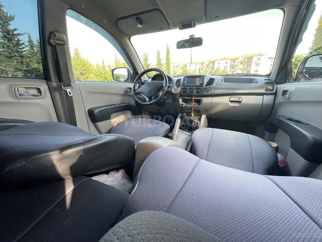 Mitsubishi L200 2009, 248,000 km - 2.5 l - Zaqatala