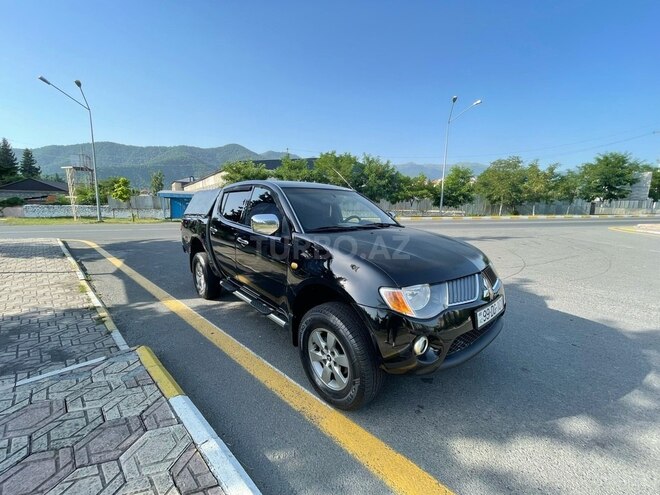 Mitsubishi L200 2009, 248,000 km - 2.5 l - Zaqatala