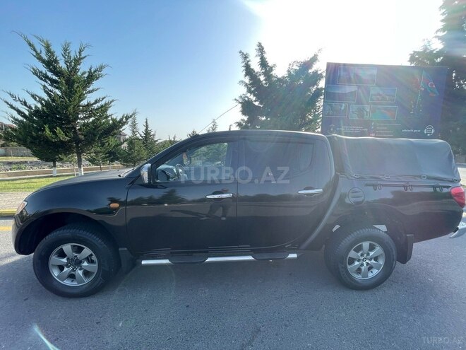 Mitsubishi L200 2009, 248,000 km - 2.5 l - Zaqatala