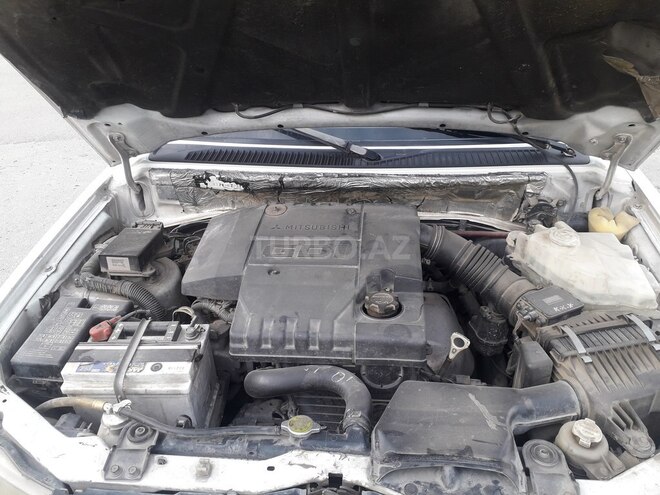 Mitsubishi Pajero io 2000, 400,000 km - 2.0 l - Sumqayıt