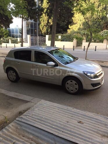 Opel Astra 2005, 156,000 km - 1.4 l - Bakı