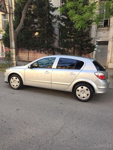 Opel Astra 2005, 156,000 km - 1.4 l - Bakı