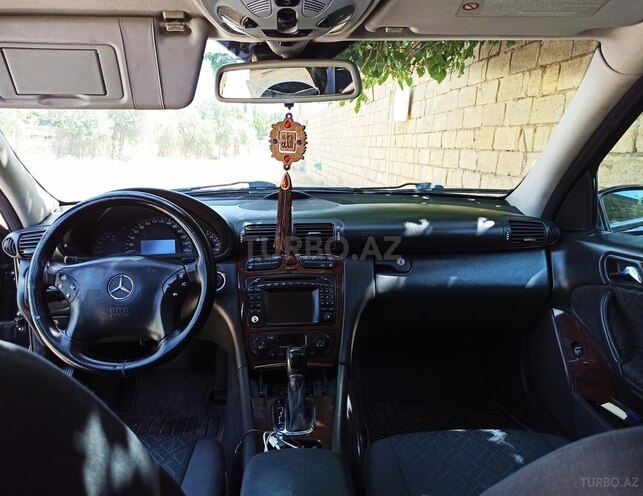 Mercedes C 220 2001, 475,000 km - 2.2 l - Bakı