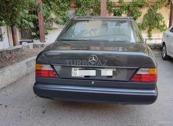 Mercedes E 300 1989, 470,000 km - 3.0 l - Bakı