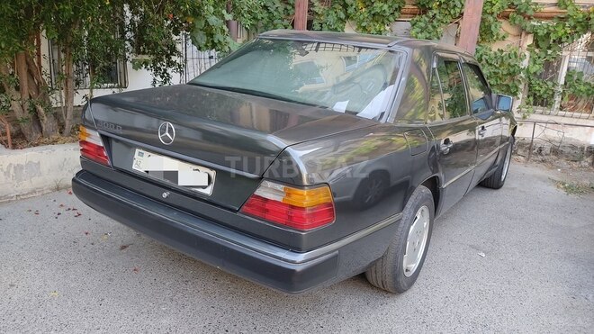 Mercedes E 300 1989, 470,000 km - 3.0 l - Bakı