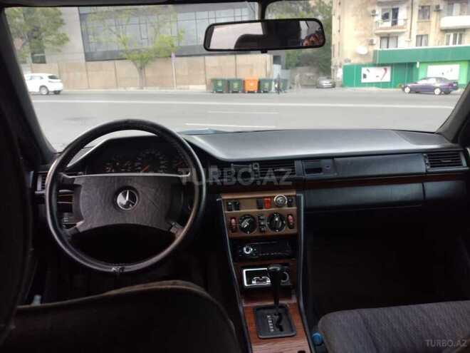 Mercedes E 300 1989, 470,000 km - 3.0 l - Bakı
