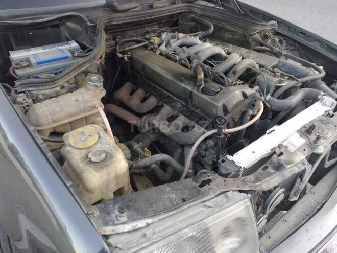 Mercedes E 300 1989, 470,000 km - 3.0 l - Bakı