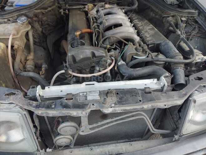 Mercedes E 300 1989, 470,000 km - 3.0 l - Bakı