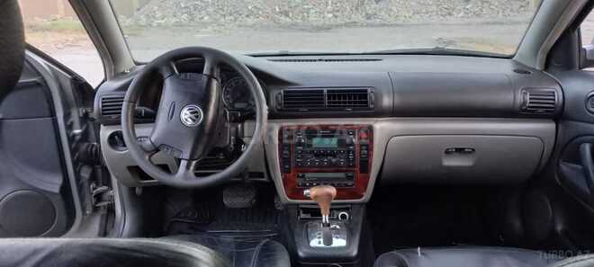 Volkswagen Passat 2003, 123,456 km - 2.0 l - Sumqayıt