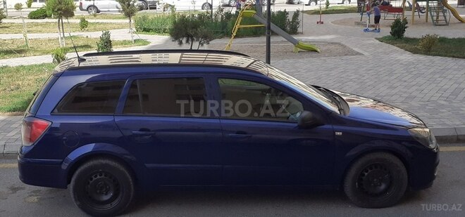 Opel Astra 2005, 240,000 km - 1.4 л - Bakı