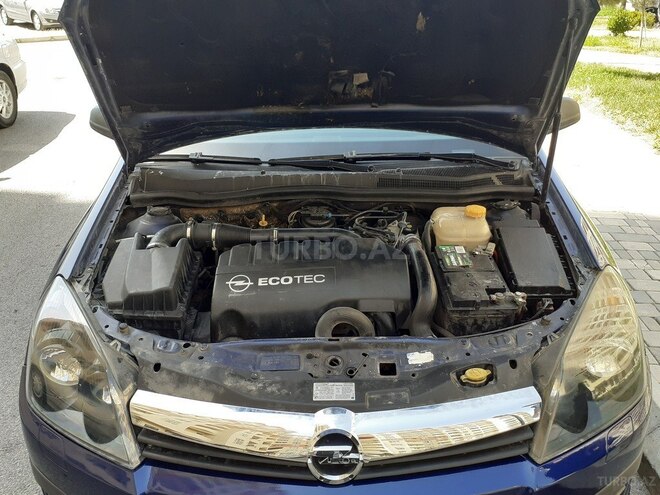 Opel Astra 2005, 240,000 km - 1.4 л - Bakı