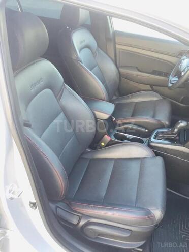 Hyundai Elantra 2017, 41,497 km - 1.6 l - Bakı