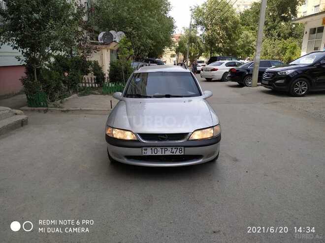 Opel Vectra 1997, 272,000 km - 2.0 l - Sumqayıt