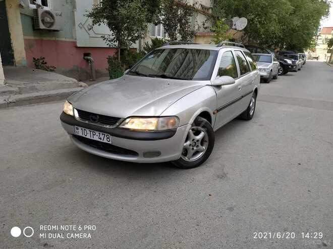 Opel Vectra 1997, 272,000 km - 2.0 l - Sumqayıt