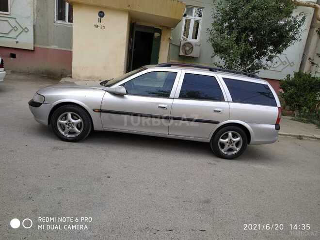 Opel Vectra 1997, 272,000 km - 2.0 l - Sumqayıt