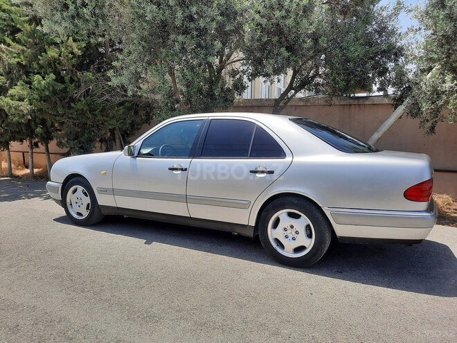 Mercedes E 240 1998, 344,000 km - 2.4 l - Bakı