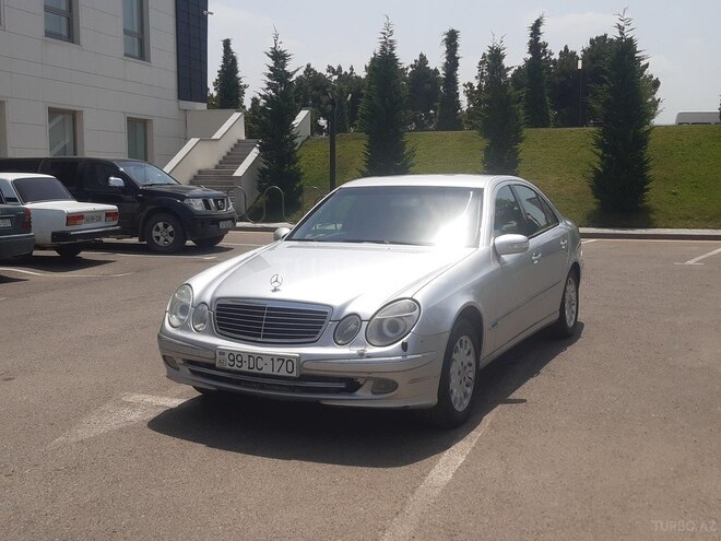 Mercedes E 220 2003, 327,000 km - 2.2 l - Tovuz