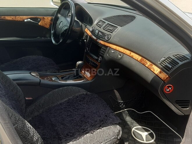 Mercedes E 220 2003, 327,000 km - 2.2 l - Tovuz