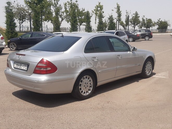 Mercedes E 220 2003, 327,000 km - 2.2 l - Tovuz