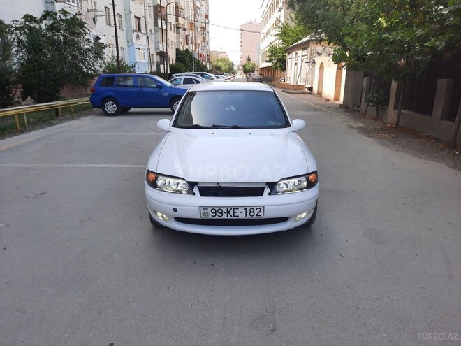 Opel Vectra 1999, 272,000 km - 1.8 l - Sumqayıt