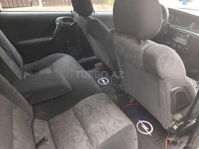 Opel Vectra 1999, 272,000 km - 1.8 l - Sumqayıt