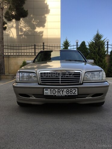 Mercedes C 240 1998, 332,000 km - 2.4 l - Bakı