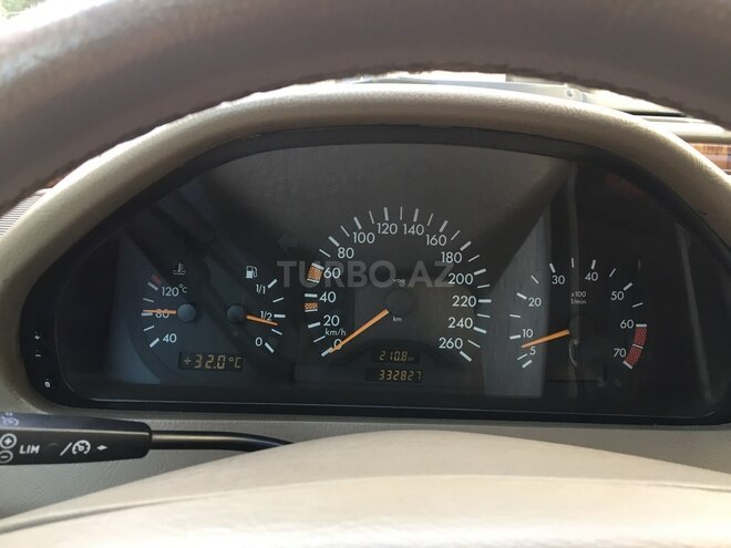 Mercedes C 240 1998, 332,000 km - 2.4 l - Bakı