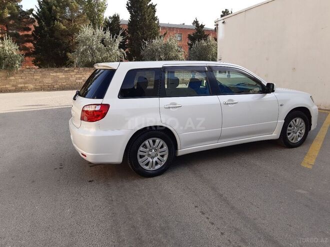 Mitsubishi Airtrek 2004, 175,000 km - 2.0 l - Sumqayıt