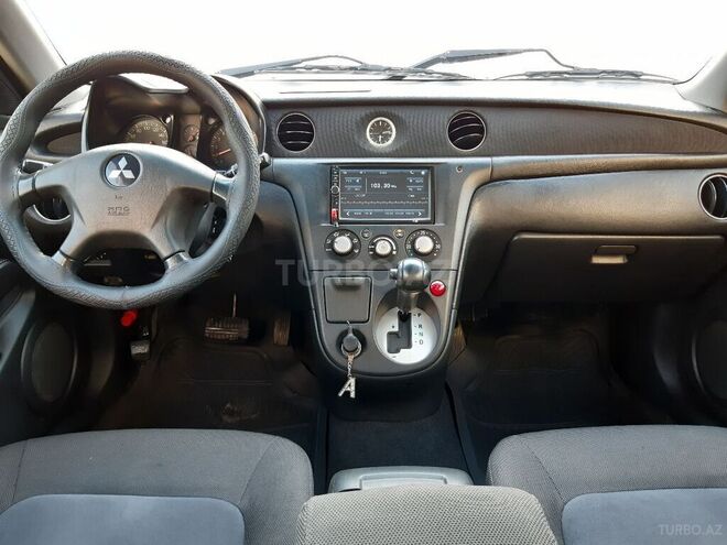 Mitsubishi Airtrek 2004, 175,000 km - 2.0 l - Sumqayıt