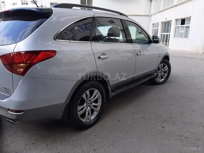 Hyundai Veracruz 2011, 260,000 km - 3.0 l - Bakı