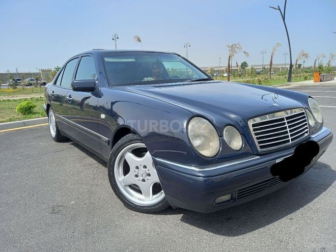 Mercedes E 240 1998, 268,000 km - 2.4 л - Sumqayıt