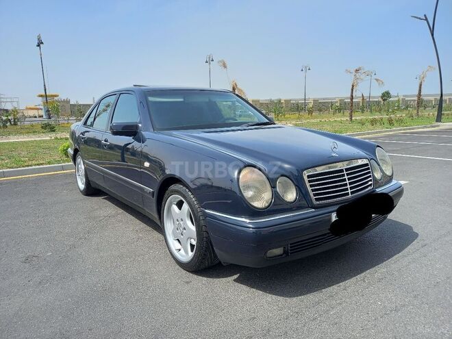 Mercedes E 240 1998, 268,000 km - 2.4 л - Sumqayıt