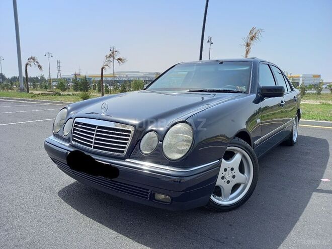 Mercedes E 240 1998, 268,000 km - 2.4 л - Sumqayıt