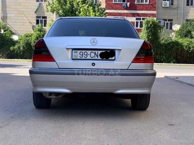Mercedes C 200 1999, 142,350 km - 2.0 л - Sabirabad