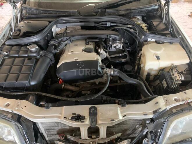 Mercedes C 200 1999, 142,350 km - 2.0 л - Sabirabad